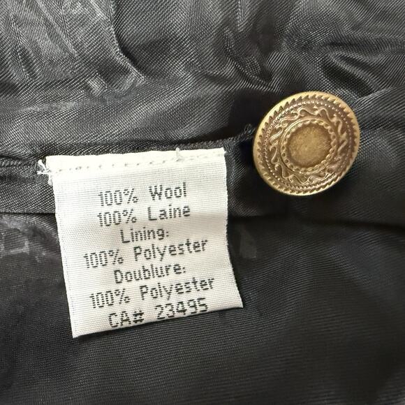 Top - Picture 6 of 6